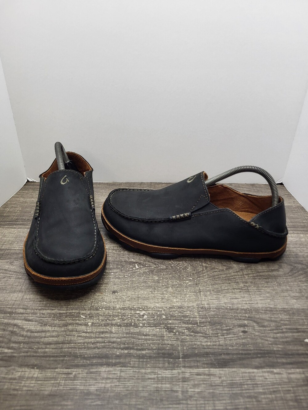 OluKai Moloa Slip On Loafers Shoes Black Leather Drop Heel Casual Mens 8
